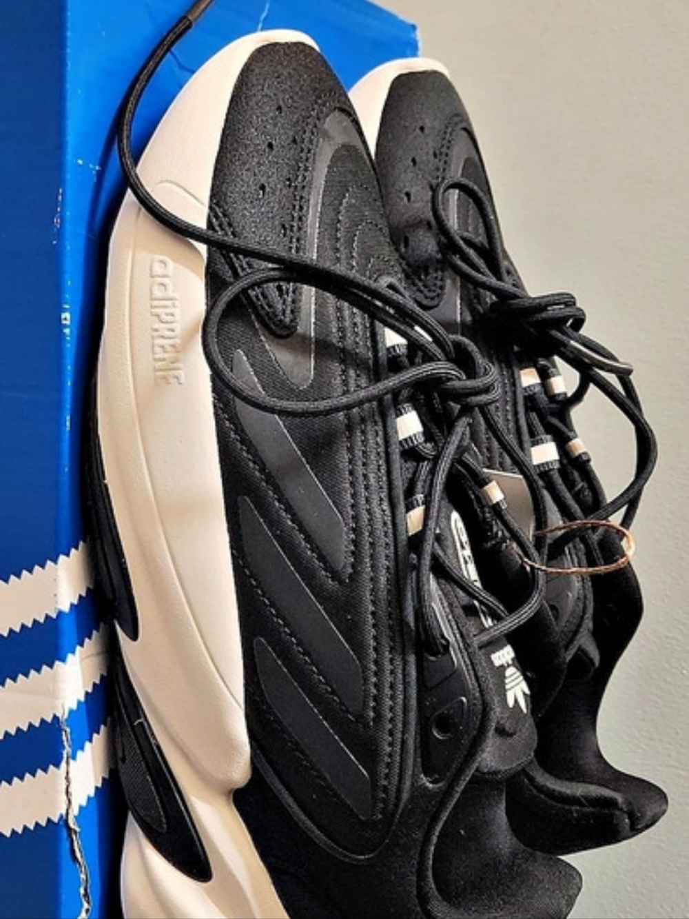 adidas Ozelia J Black & White US 5